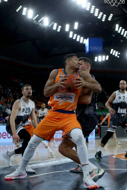 随着张昊在 随着张昊在