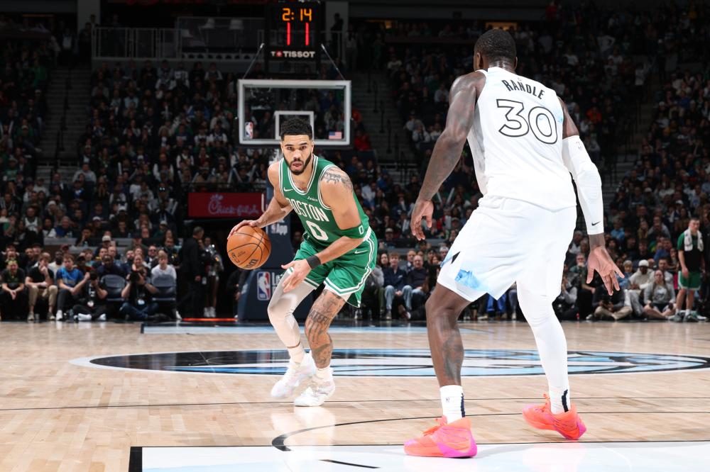 黄蜂队正在 黄蜂队正在